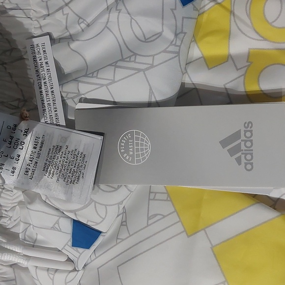 adidas pants - Picture 5 of 5